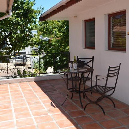 Gatsby Suite, With Pool In Quiet Area, Close To Town Stellenbosch Exteriör bild