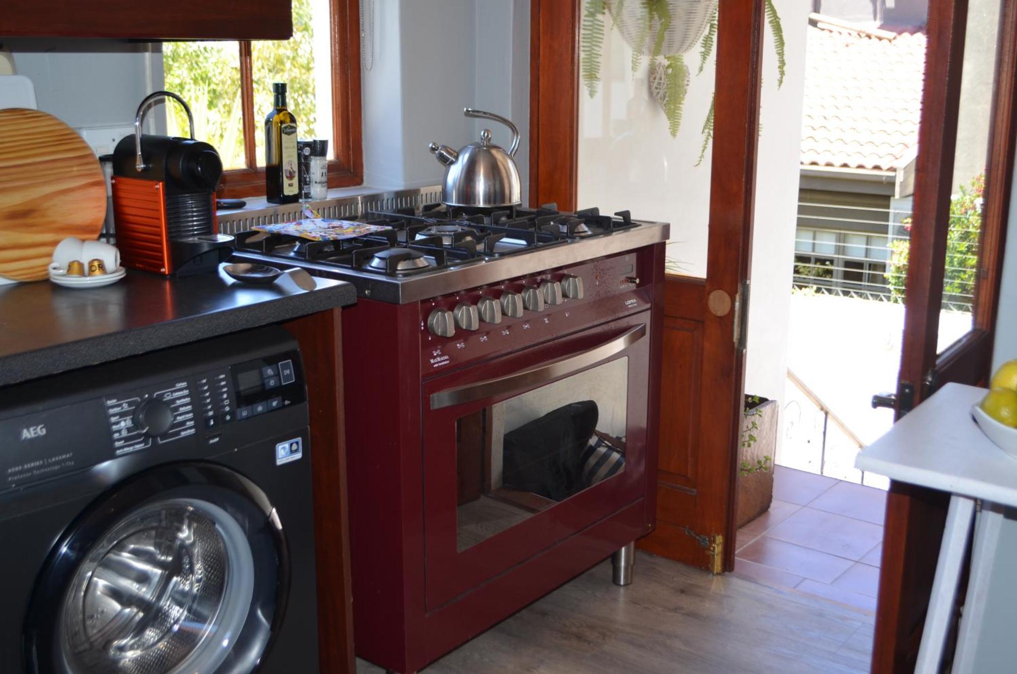 Gatsby Suite, With Pool In Quiet Area, Close To Town Stellenbosch Exteriör bild